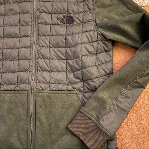 NORTH FACE Men’s Olive & Lime Quilted Jacket size S - Picture 5 of 11